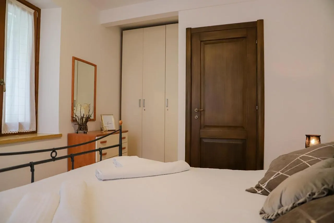 Il Cuore Del Lago Apartment Lazise